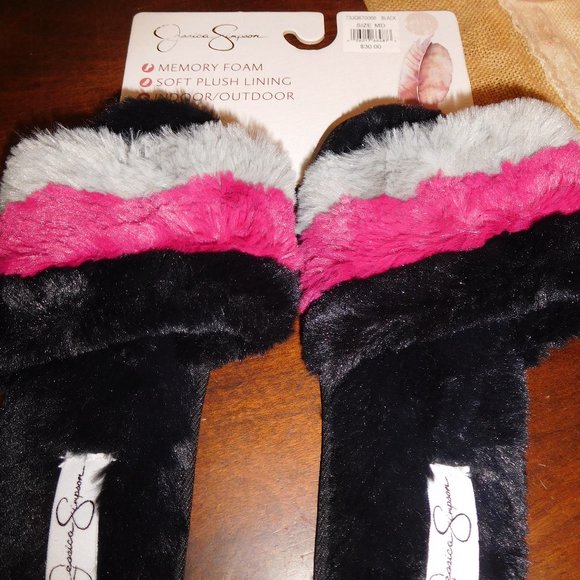 Slippers - Picture 5 of 5